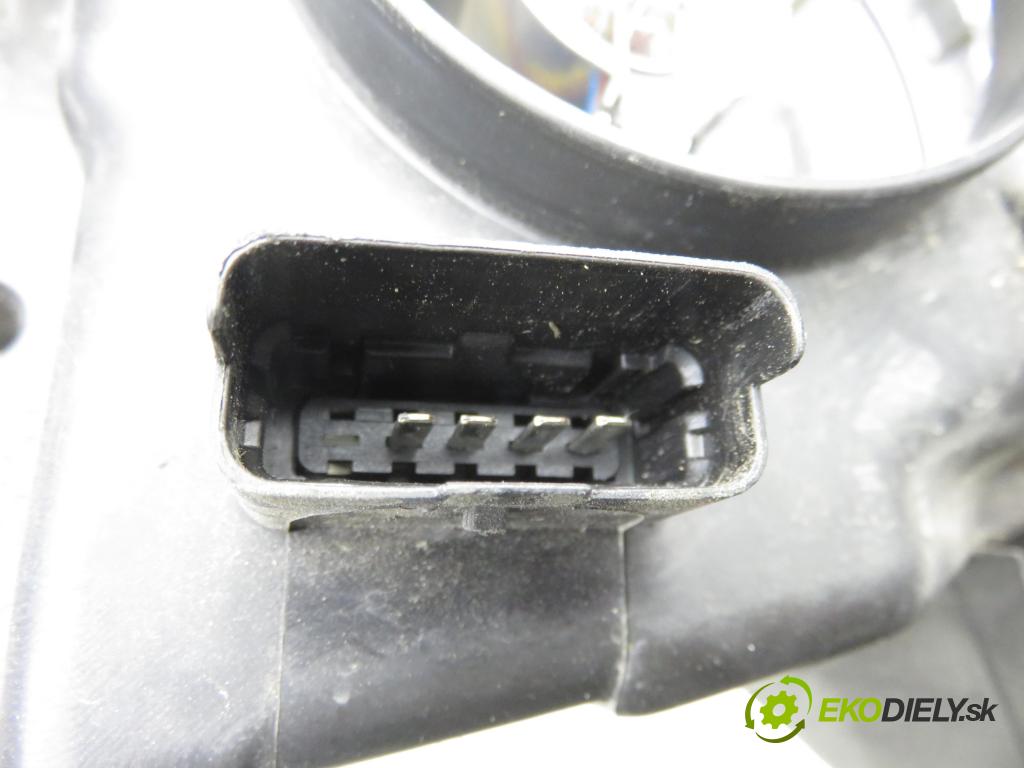 RENAULT SCENIC II (JM0/1_) MINIVAN 2006 96,00 1.9 dCi (JM15) - F9Q 804 1870,00 Svetlo PP