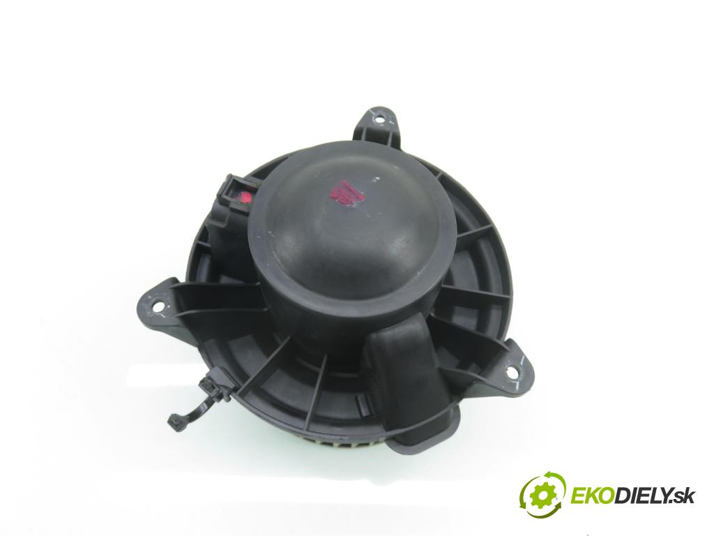 NISSAN NP300 NAVARA (D40) PICK-UP 2006 126,00 2.5 dCi 171 2488,00 Ventilátor vetráku 5NEH19D583AB