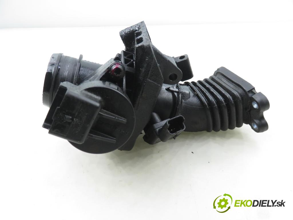 FORD FOCUS II Turnier (DA_, FFS, DS) KOMBI 2005 66,00 1.6 TDCI 90 1560,00 škrtíci klapka 9643836980 ; 25344296 (Škrticí klapka)