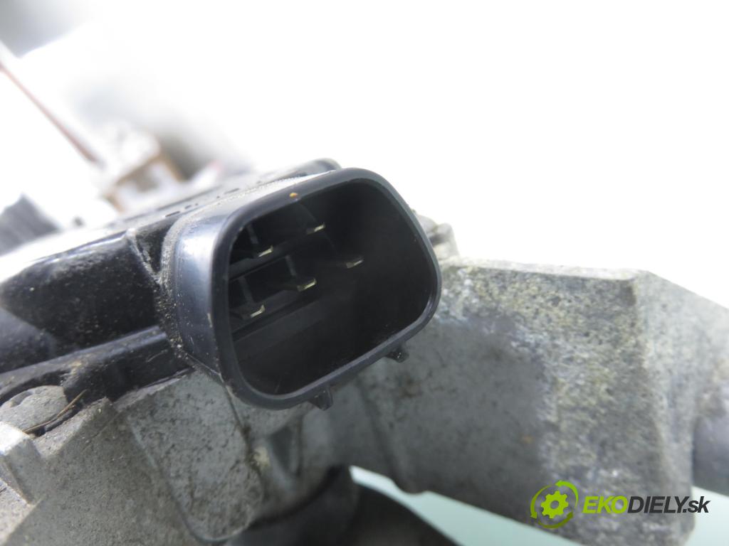 NISSAN NP300 NAVARA (D40) PICK-UP 2006 126,00 2.5 dCi 171 2488,00 Motorček stieračov