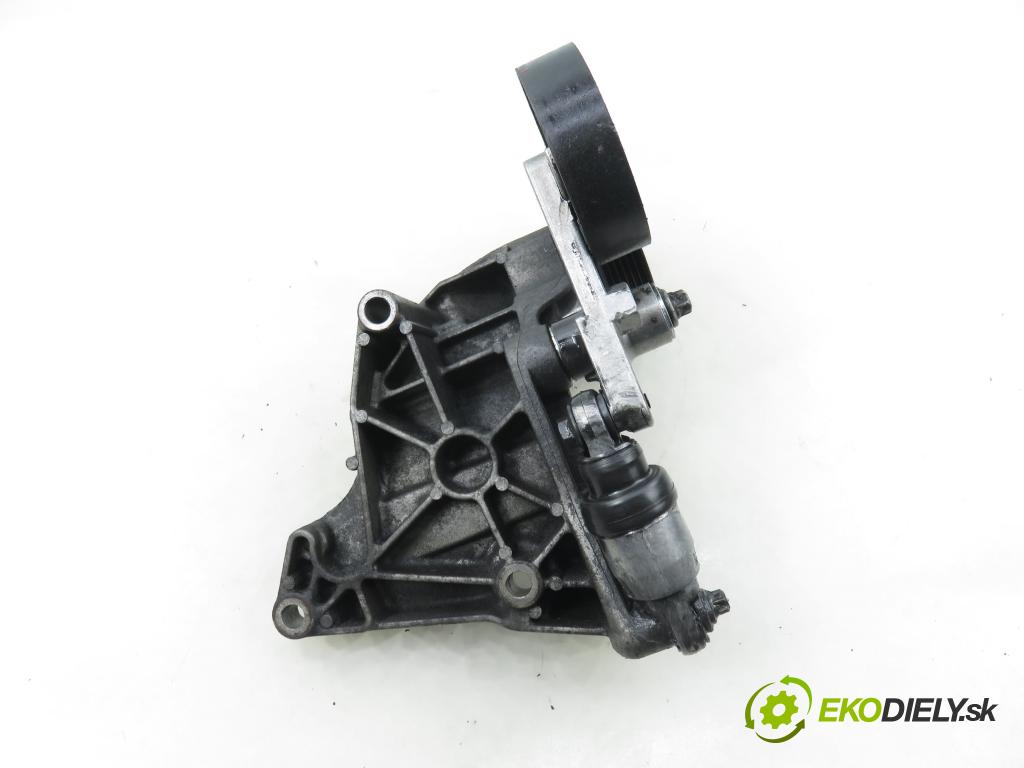 OPEL VECTRA C (Z02) LIFTBACK 2004 92,00 2.2 DTI 16V 125 - Y 22 DTR 2172,00 uchycení alternátora 24401737