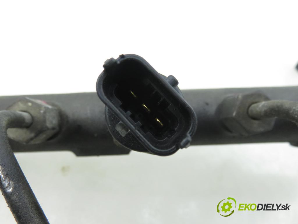 KIA SORENTO I (JC) SUV 2004 103,00 2.5 CRDi 140 - D4CB 2497,00 Lišta vstrekovacia 0445214061 ; 314004A010 ; 0281002568 (Vstrekovacia lišta)