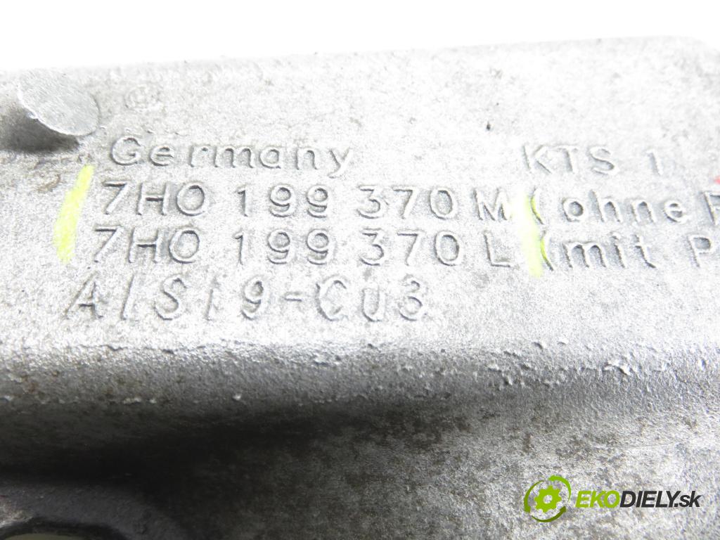 VW TRANSPORTER V Skrzynia (7HA, 7HH, 7EA, 7EH) FURGON 2006 96,00 2.5 TDI - AXD 2461,00 Uchytenie Motor 7H0199370M ; 7H0199370L