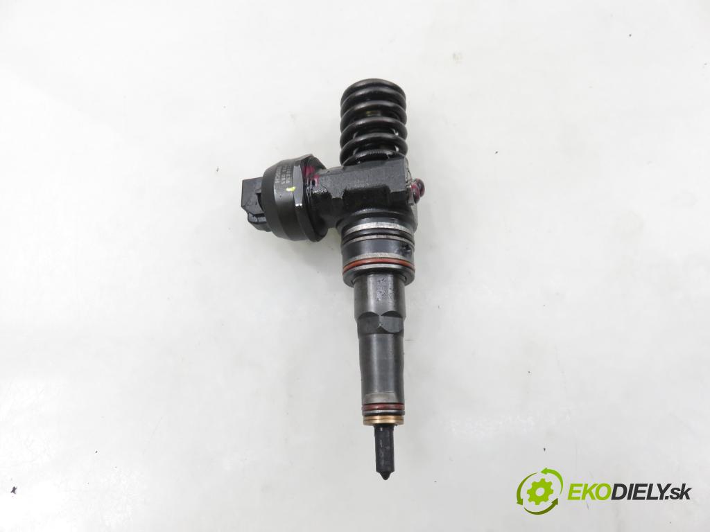 FORD GALAXY (WGR) VAN 2002 85,00 1.9 TDI PD 115 - AUY 1896,00 Vstrekovač 038130073AK ; 0414720038 (Vstrekovač paliva)