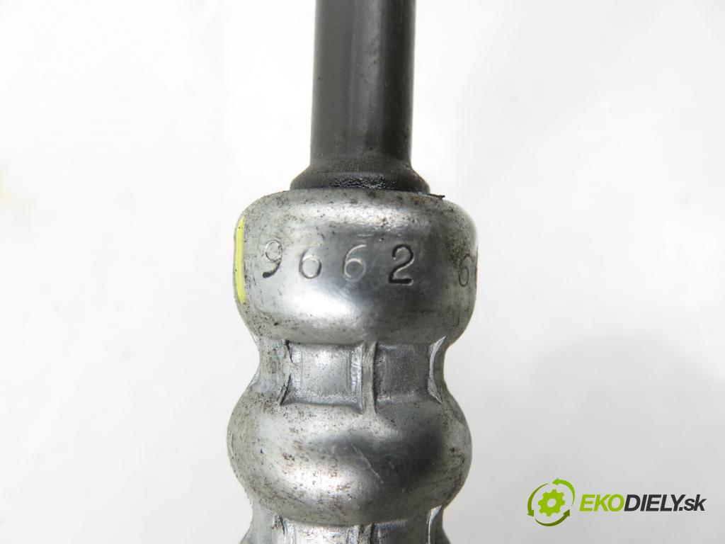 CHEVROLET CAPTIVA (C100, C140) SUV 2007 110,00 2.0 D 4WD 1991,00 rúrka / Rúra servočerpadlo 96626696