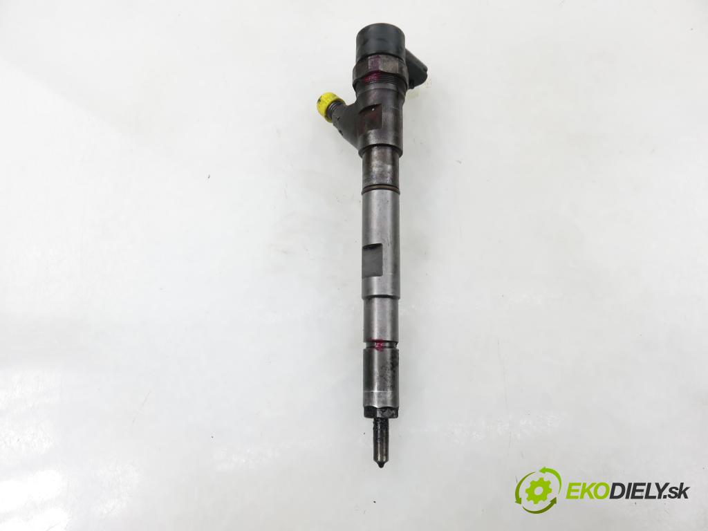 KIA SORENTO I (JC) SUV 2004 103,00 2.5 CRDi 140 - D4CB 2497,00 vstřikovač 0445110186 ; 338004A150 (Vstřikovač paliva)