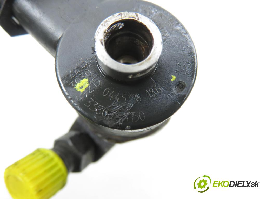 KIA SORENTO I (JC) SUV 2004 103,00 2.5 CRDi 140 - D4CB 2497,00 vstřikovač 0445110186 (Vstřikovač paliva)