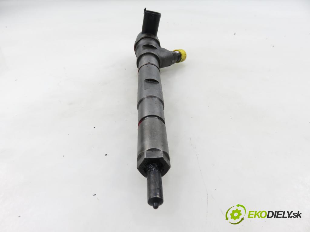 KIA SORENTO I (JC) SUV 2004 103,00 2.5 CRDi 140 - D4CB 2497,00 vstřikovač 0445110186 ; 338004A120 (Vstřikovač paliva)