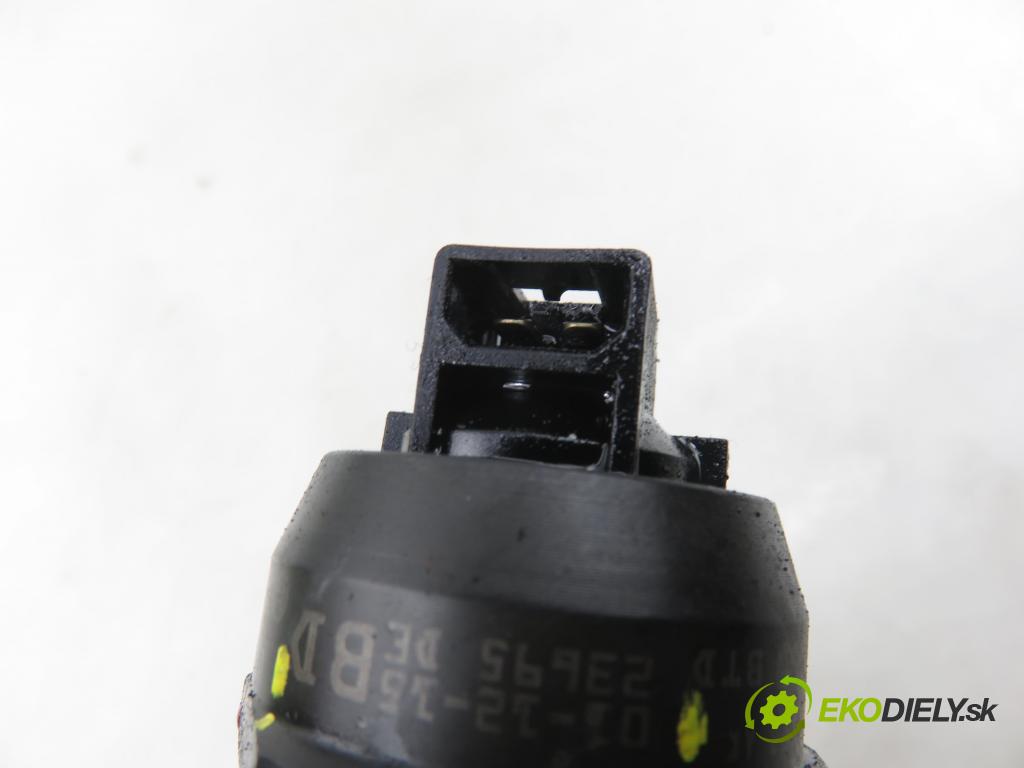 FORD GALAXY (WGR) VAN 2002 85,00 1.9 TDI PD 115 - AUY 1896,00 vstříkovač 038130073AK ; 0414720038 (Vstřikovač paliva)