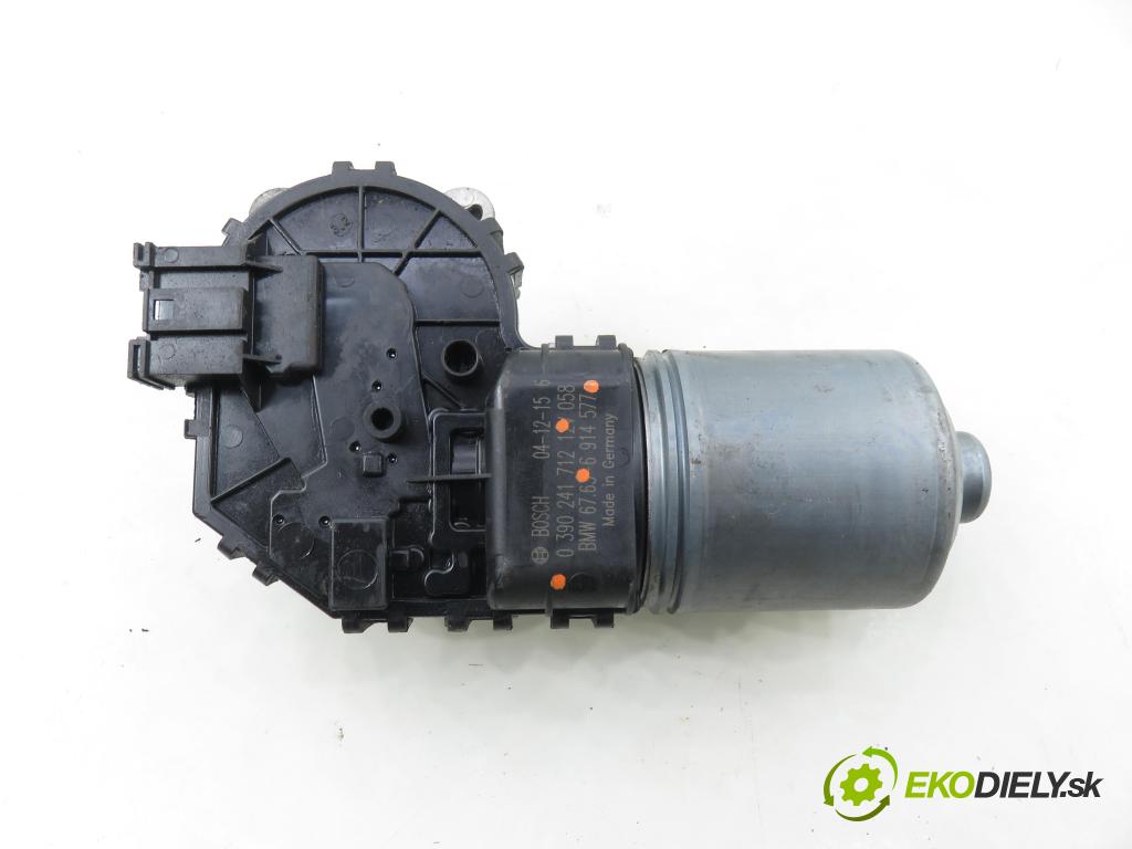 BMW 3 (E46) SEDAN 2005 85,00 316 i - N46 B18 A 1796,00 motorek stěračů PŘEDNÍ: 0390241712 ; 6914577