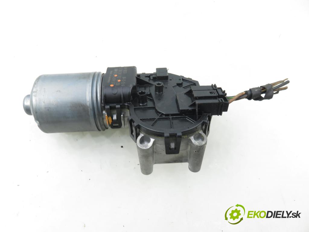 BMW 3 (E46) SEDAN 2005 85,00 316 i - N46 B18 A 1796,00 motorek stěračů PŘEDNÍ: 0390241712 ; 6914577