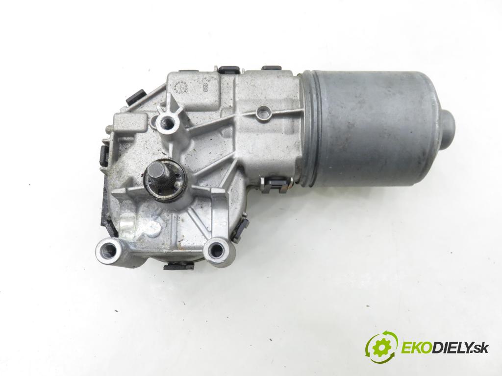 BMW 3 (E46) SEDAN 2005 85,00 316 i - N46 B18 A 1796,00 motorek stěračů PŘEDNÍ: 0390241712 ; 6914577