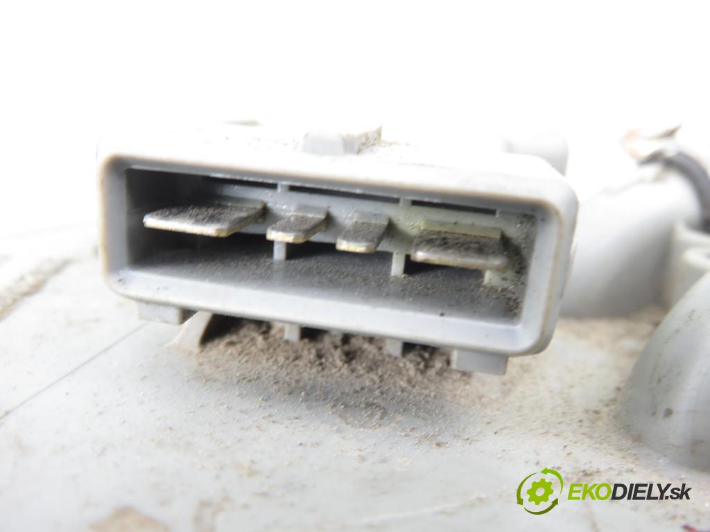 SKODA FELICIA II (6U1) HB 2000 55,00 1.6 MPI 75 - AEE 1598,00 Pumpa paliva 6U0919051E