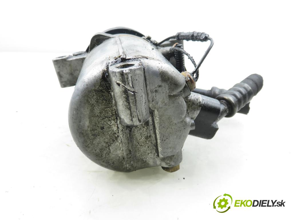 BMW 3 (E46) SEDAN 1999 77,00 316 i 105 - M43 B19 (194E1) 1895,00 KOMPRESOR: klimatizace 8386650 ; 8390646 (Kompresor klimatizace)