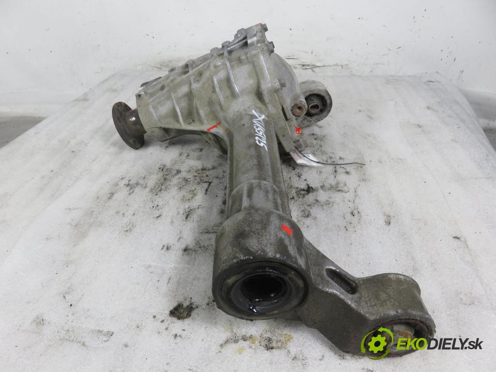 NISSAN NP300 NAVARA (D40) PICK-UP 2006 126,00 2.5 dCi 171 2488,00 Most přední část / diferenciál EA03