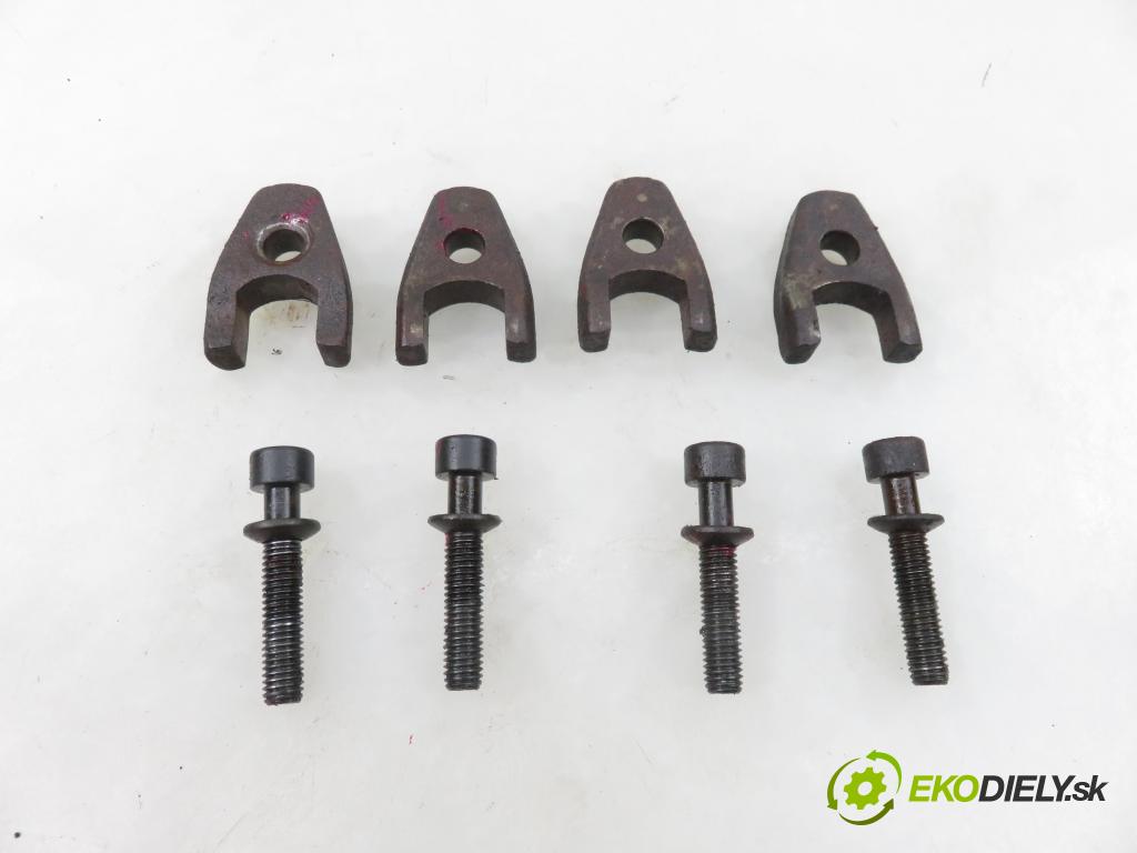 KIA SORENTO I (JC) SUV 2004 103,00 2.5 CRDi 140 - D4CB 2497,00 Stojan VSTREKOVAČ: