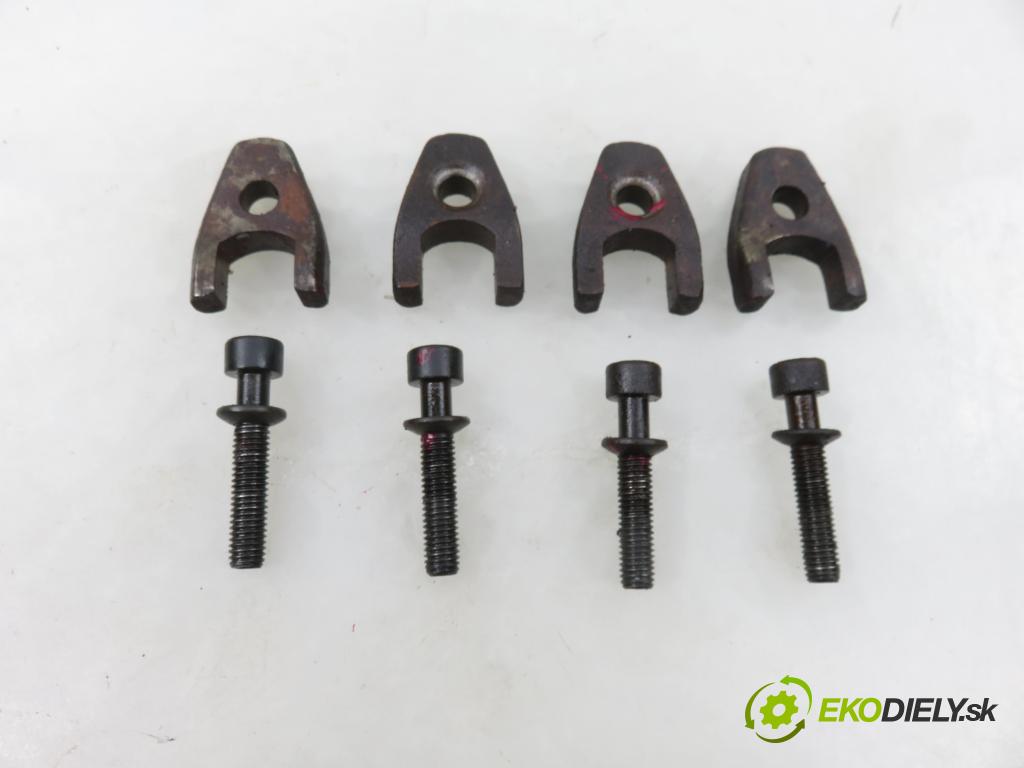 KIA SORENTO I (JC) SUV 2004 103,00 2.5 CRDi 140 - D4CB 2497,00 Stojan VSTREKOVAČ: