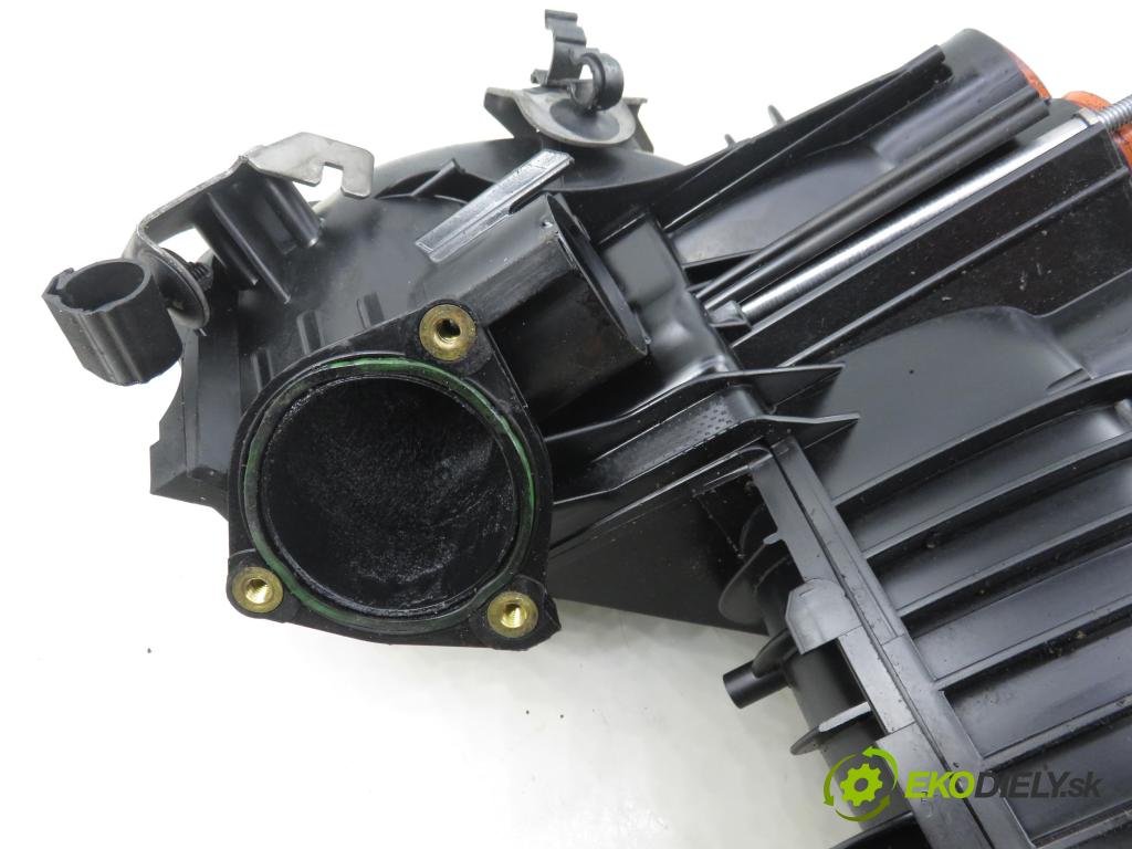 BMW 1 (E87) HB 2007 0,00 118 d - N47 D20 A 1995,00 potrubí 7798885