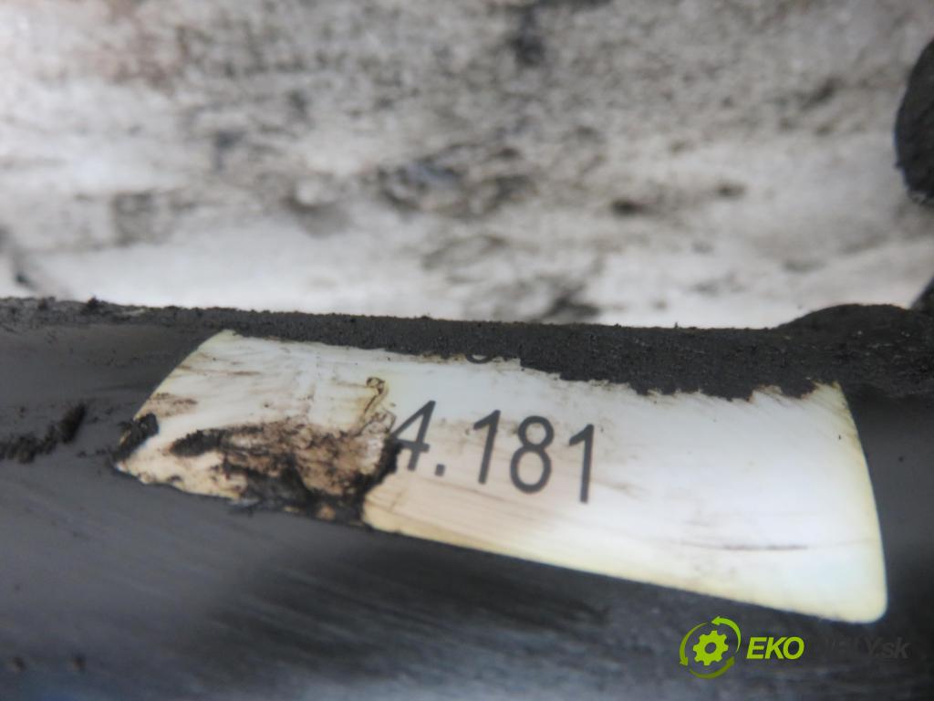 KIA SORENTO I (JC) SUV 2004 103,00 2.5 CRDi 140 - D4CB 2497,00 Most přední část / diferenciál 4181