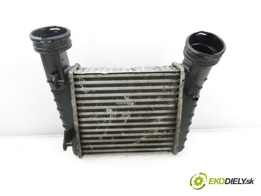 VW PASSAT B5.5 Variant (3B6) KOMBI 2001 74,00 1.9 TDI PD 101 - AVB 1896,00 chladič intercooler 8D0145805C