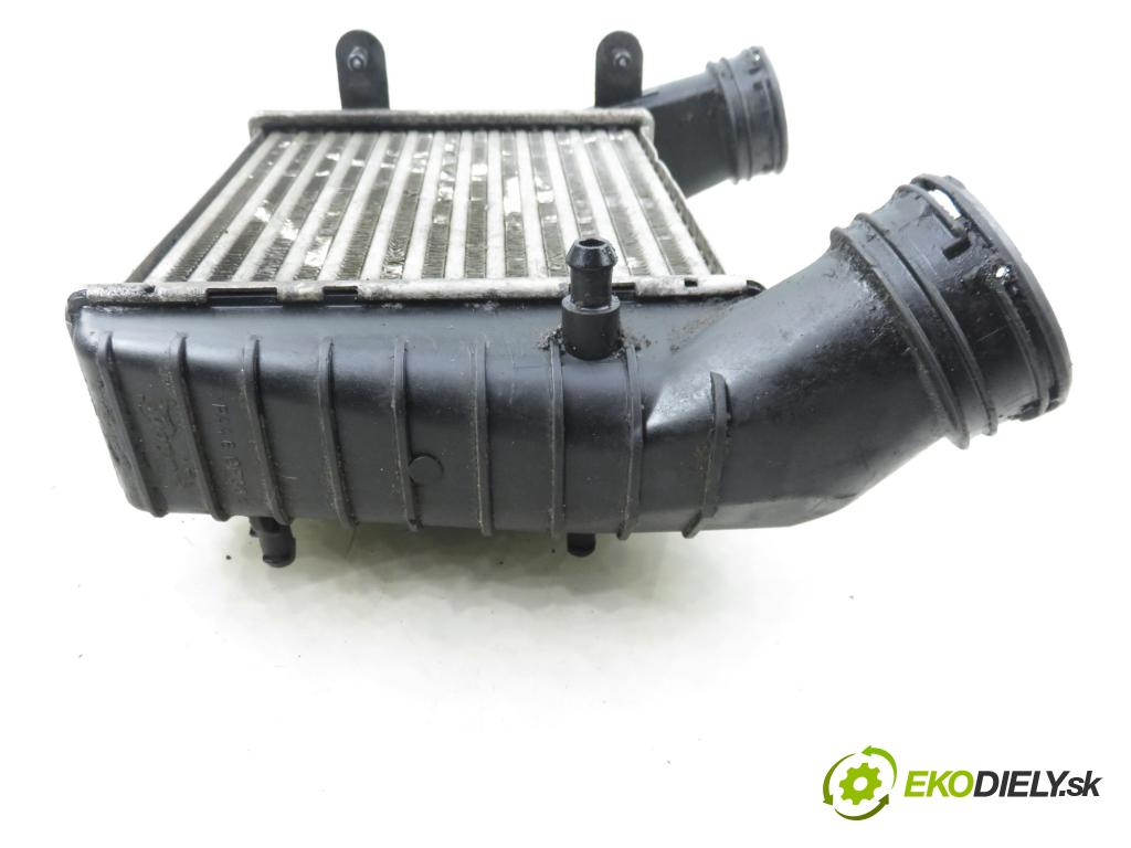 VW PASSAT B5.5 Variant (3B6) KOMBI 2001 74,00 1.9 TDI PD 101 - AVB 1896,00 chladič intercooler 8D0145805C