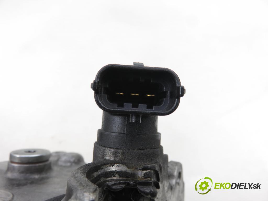 OPEL CORSA C (X01) HB 2004 59,00 1.2 16V Twinport 80 - Z 12 XEP 1229,00 Pumpa oleja 55556309 (Olejová pumpa)