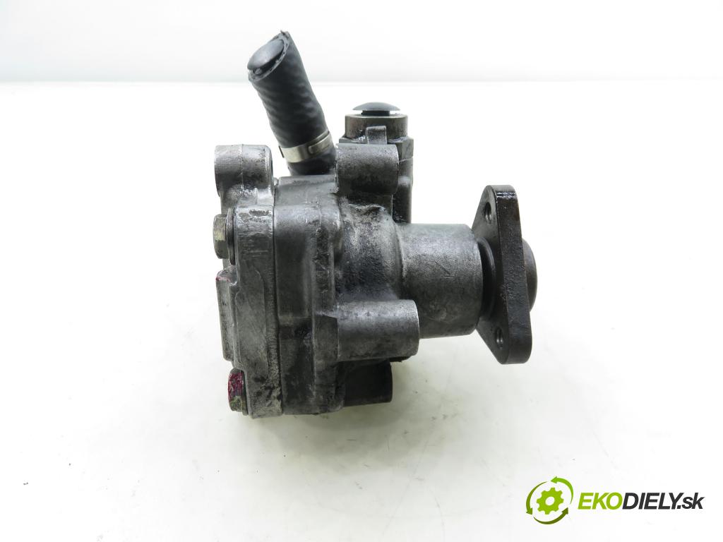 AUDI A4 (8D2, B5) SEDAN 2000 81,00 1.9 TDI quattro - AFN 1896,00 pumpa servočerpadlo 8D0145177Q (Servočerpadlo)