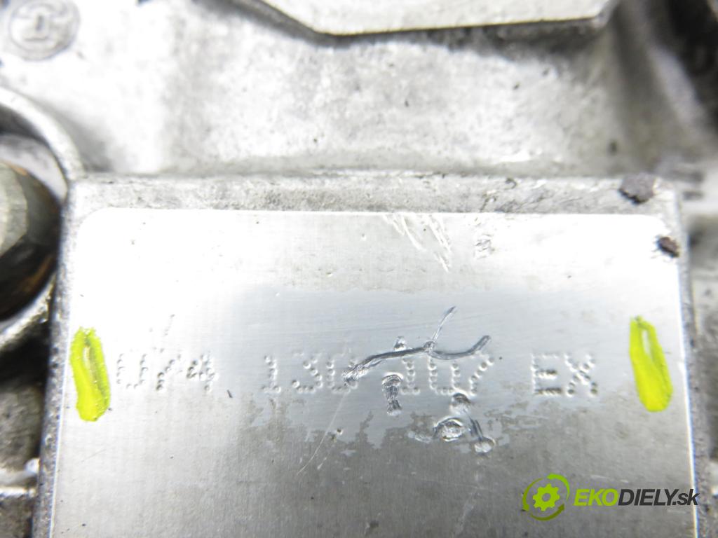 VW TRANSPORTER IV Skrzynia (70XA) KABINA/PLATFORMA 1994 55,00 2.4 D - AJA 2370,00 Pumpa vstrekovacia 074130107EX (Vstrekovacie čerpadlo)