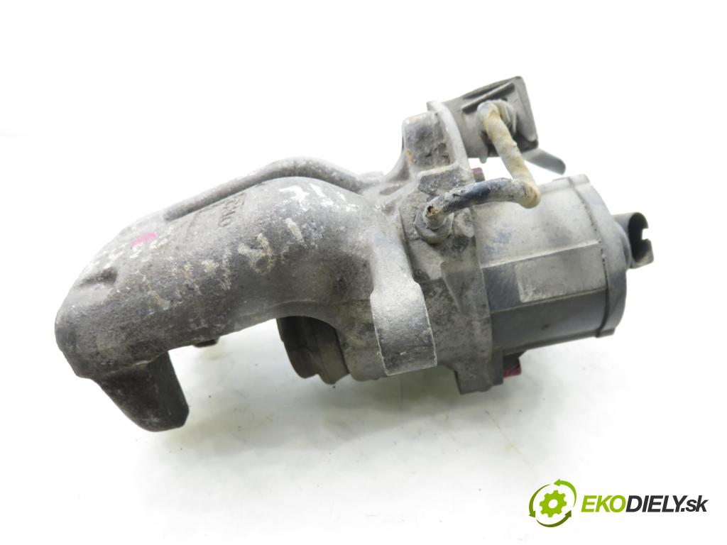 VW PASSAT B6 Variant (3C5) KOMBI 2005 77,00 1.9 TDI - BKC 1896,00 brzdič třmen PT