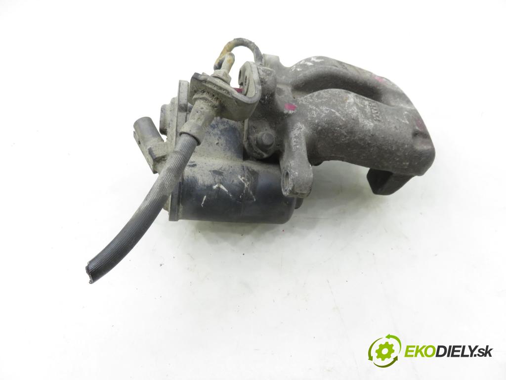 VW PASSAT B6 Variant (3C5) KOMBI 2005 77,00 1.9 TDI - BKC 1896,00 brzdič třmen PT