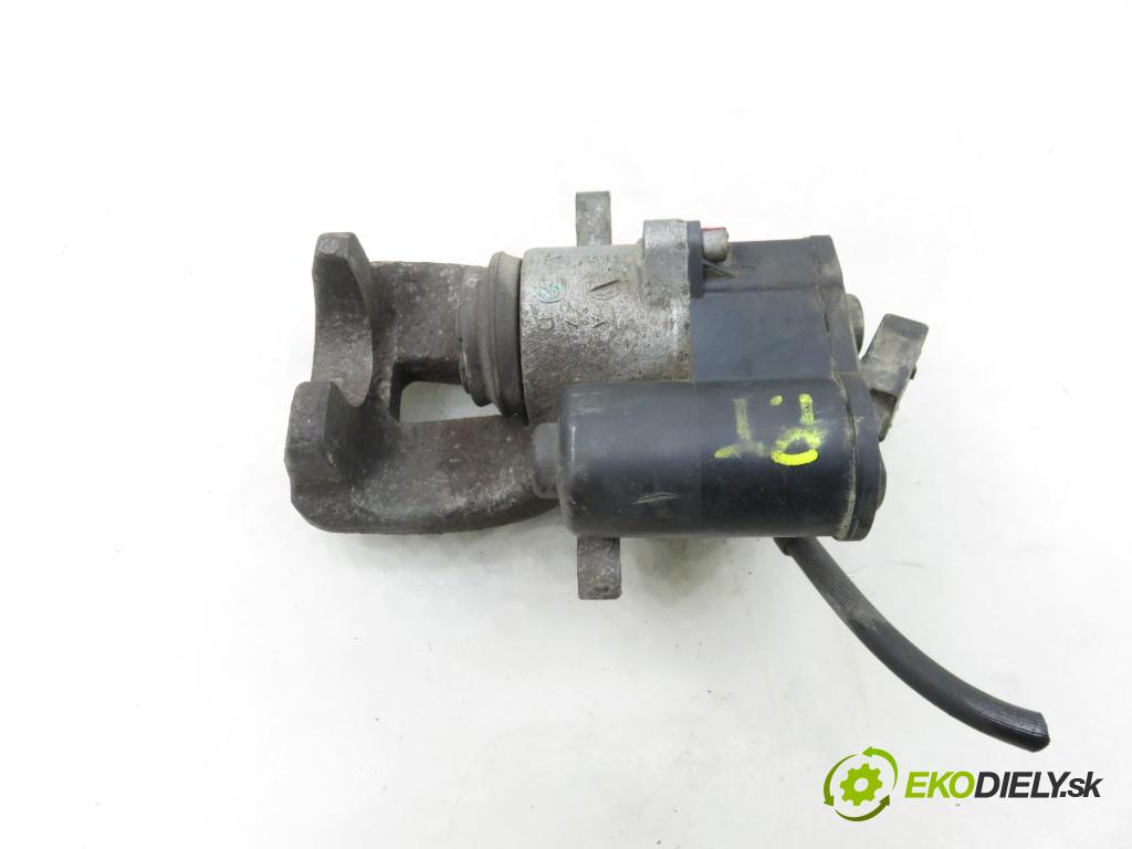 VW PASSAT B6 Variant (3C5) KOMBI 2005 77,00 1.9 TDI - BKC 1896,00 brzdič třmen PT