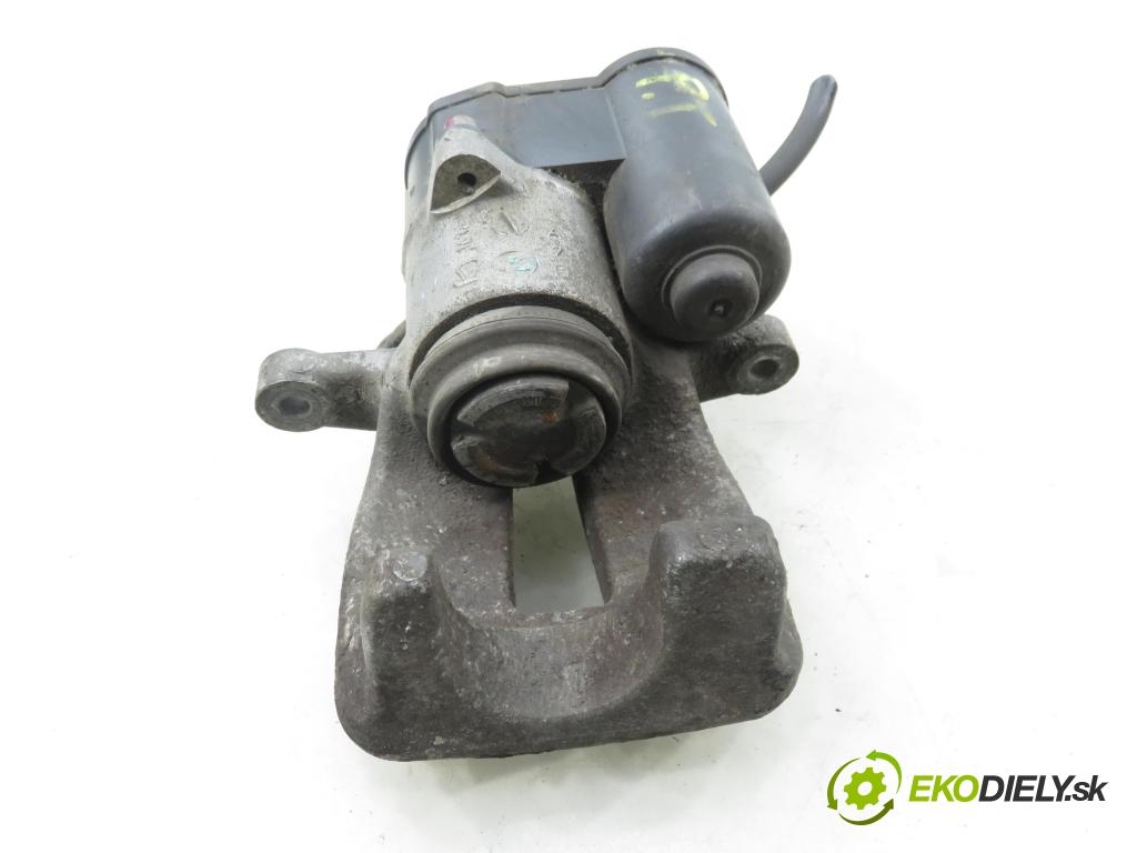 VW PASSAT B6 Variant (3C5) KOMBI 2005 77,00 1.9 TDI - BKC 1896,00 brzdič třmen PT