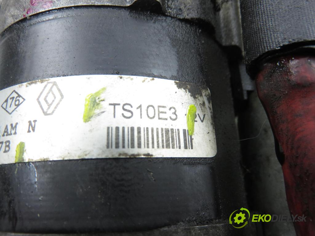 RENAULT SCENIC II (JM0/1_) MINIVAN 2005 0,00 1.6 (JM0C, JM0J, JM1B) - K4M 761 1598,00 startér 8200266777B ; TS10E3 (Startér)