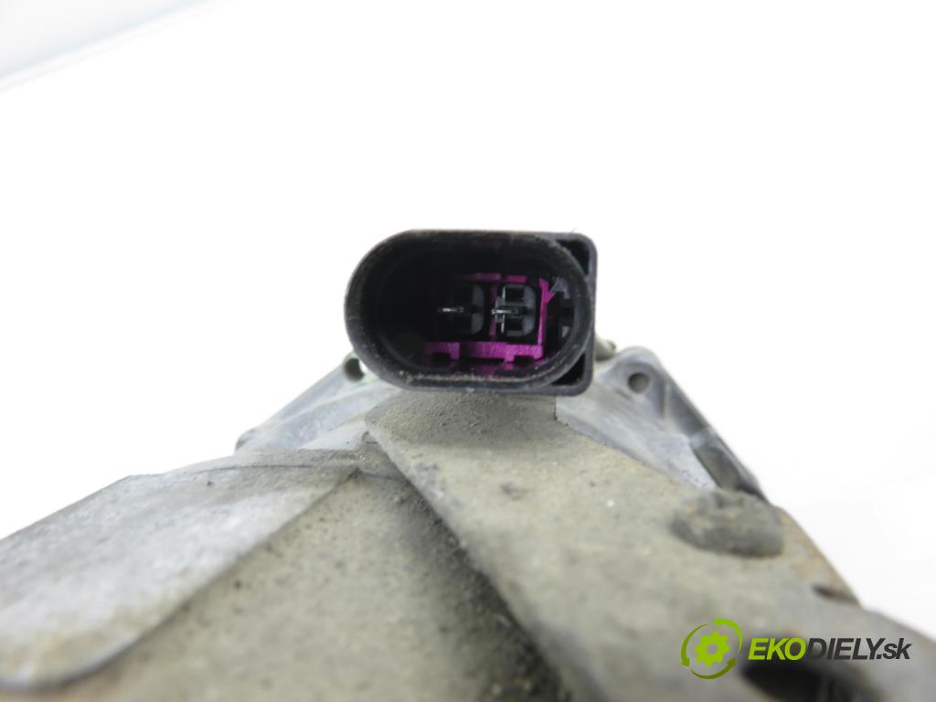 FORD GALAXY (WGR) VAN 2002 85,00 1.9 TDI PD 115 - AUY 1896,00 KOMPRESOR: klimatizace 7M3820803 ; YM2H19D629BA (Kompresor klimatizace)