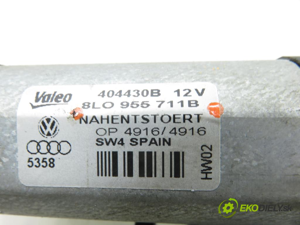 AUDI A6 Avant (4B5, C5) KOMBI 2003 125,00 2.4 quattro - BDV 2393,00 Motorček stierače zadné 8L0955711B
