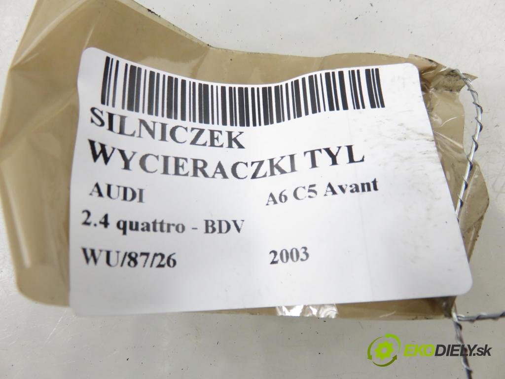 AUDI A6 Avant (4B5, C5) KOMBI 2003 125,00 2.4 quattro - BDV 2393,00 Motorček stierače zadné 8L0955711B
