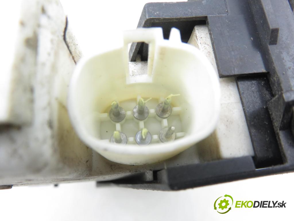 SEAT ALHAMBRA (7V8, 7V9) MINIVAN 2003 85,00 1.9 TDI PD 115 - AUY 1896,00 zámok LTE 93BG220A20DD