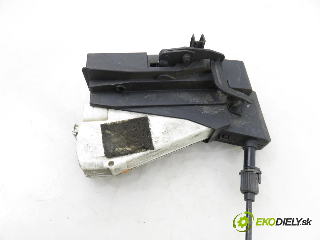 SEAT ALHAMBRA (7V8, 7V9) MINIVAN 2003 85,00 1.9 TDI PD 115 - AUY 1896,00 zámok PTE 93BG220A20DD