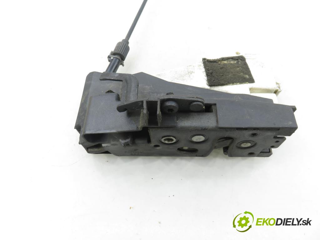 SEAT ALHAMBRA (7V8, 7V9) MINIVAN 2003 85,00 1.9 TDI PD 115 - AUY 1896,00 zámok PTE 93BG220A20DD