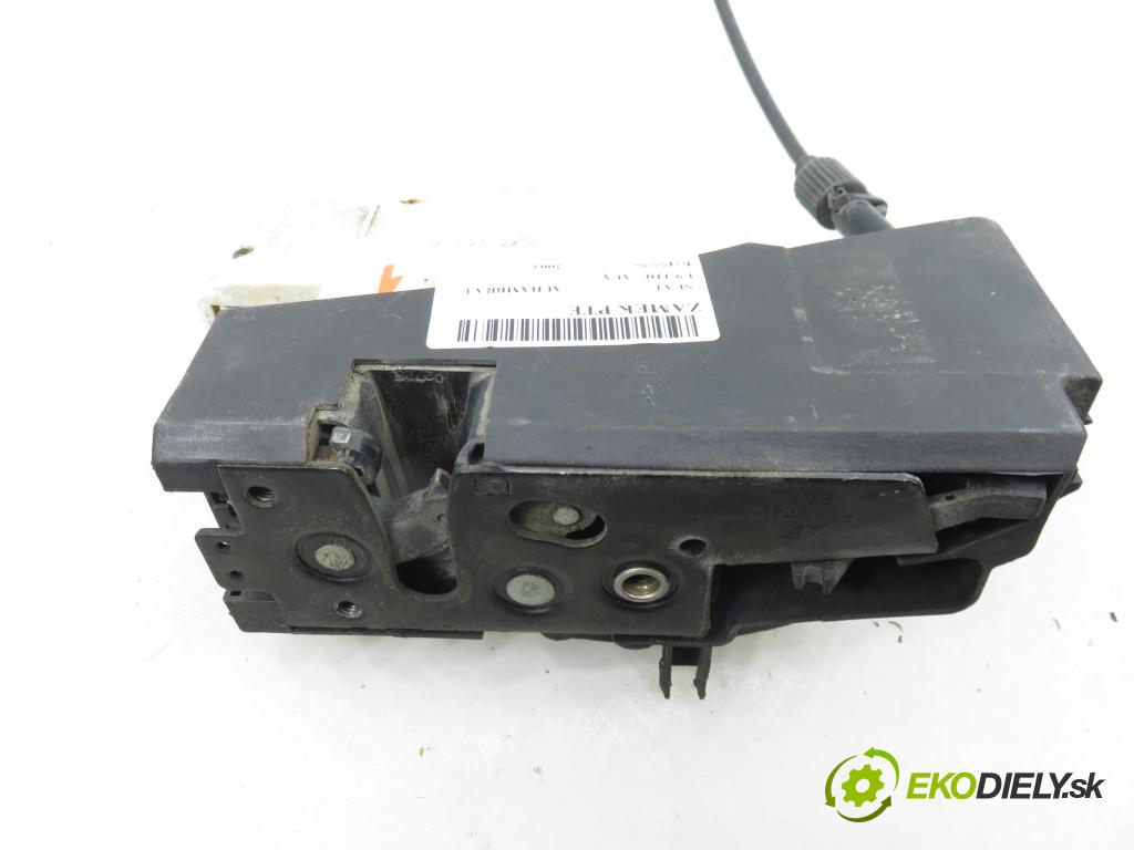 SEAT ALHAMBRA (7V8, 7V9) MINIVAN 2003 85,00 1.9 TDI PD 115 - AUY 1896,00 zámok PTE 93BG220A20DD