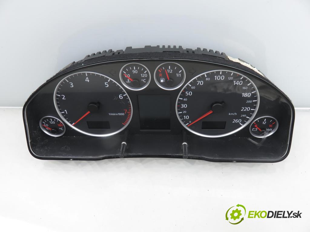 AUDI A6 Avant (4B5, C5) KOMBI 2003 125,00 2.4 quattro - BDV 2393,00 Prístrojovka elektrický 110080128005 ; 4b0920933n