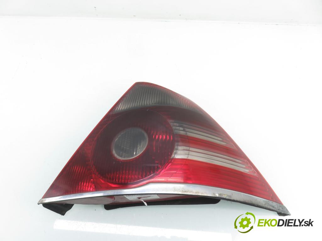 FORD MONDEO III (B5Y) LIFTBACK 2007 96,00 2.0 TDCi - FMBA 1998,00 Svetlo pravé zadné 6S7113404A
