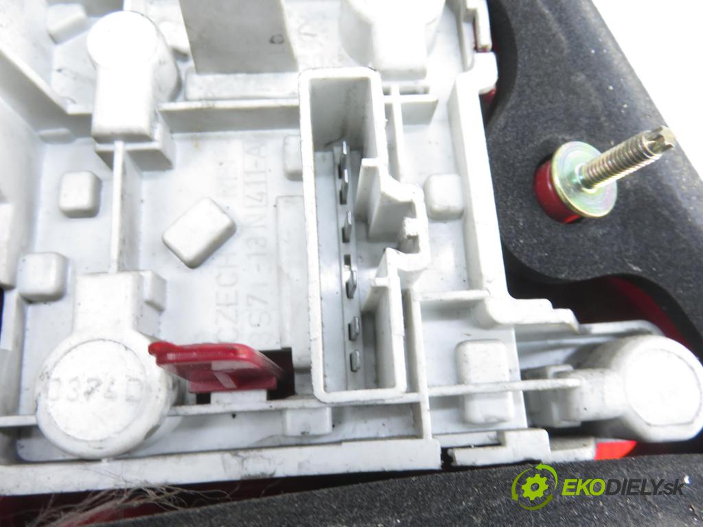 FORD MONDEO III (B5Y) LIFTBACK 2007 96,00 2.0 TDCi - FMBA 1998,00 Svetlo pravé zadné 6S7113404A