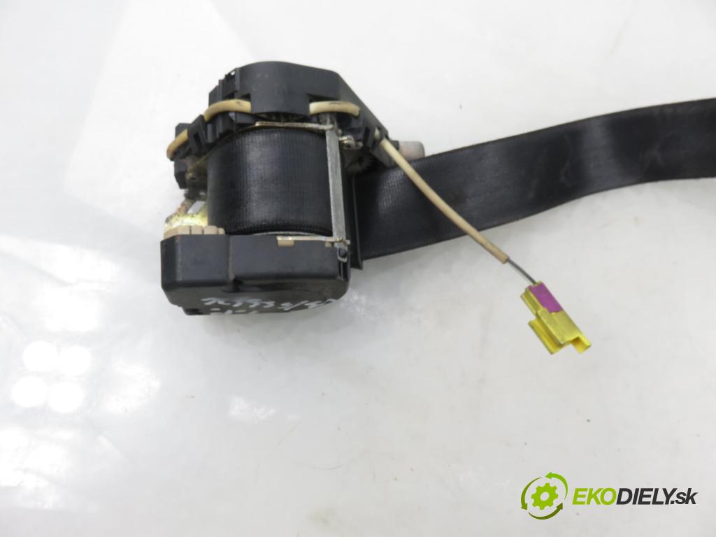 VW BORA (1J2) SEDAN 2002 66,00 1.9 TDI 90 - ALH 1896,00 držák BEZPEČNOST LP 1J4857705AA