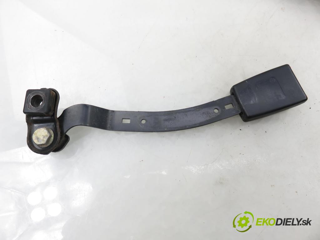 VW BORA (1J2) SEDAN 2002 66,00 1.9 TDI 90 - ALH 1896,00 držák BEZPEČNOST LP 1J4857705AA