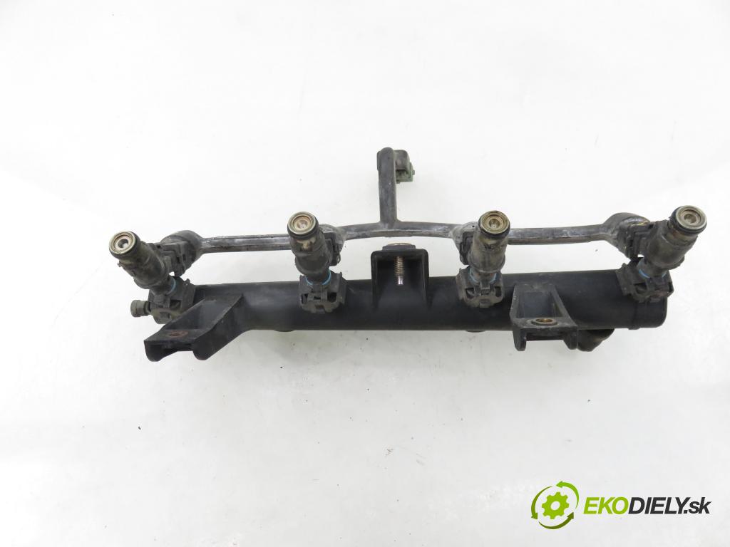 CITROEN BERLINGO / BERLINGO FIRST nadwozie wielkoprzestrzenne (MPV) KOMBIVAN 1998 55,00 1.4 i 75 - KFX 1360,00 Lišta vstrekovacia 9628982980 (Vstrekovacia lišta)