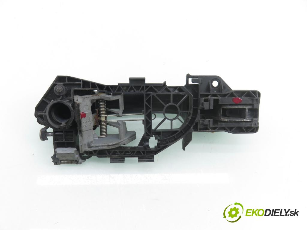 VW PASSAT B6 Variant (3C5) KOMBI 2005 77,00 1.9 TDI - BKC 1896,00 Kľučka