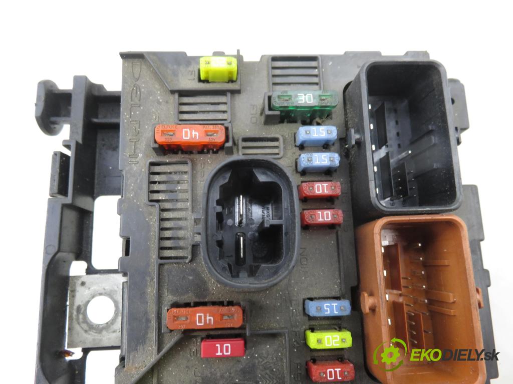 PEUGEOT 307 (3A/C) HB 2005 66,00 1.6 HDi 90 - 9HX (DV6ATED4) 1560,00 MODUL BSM 9659742080