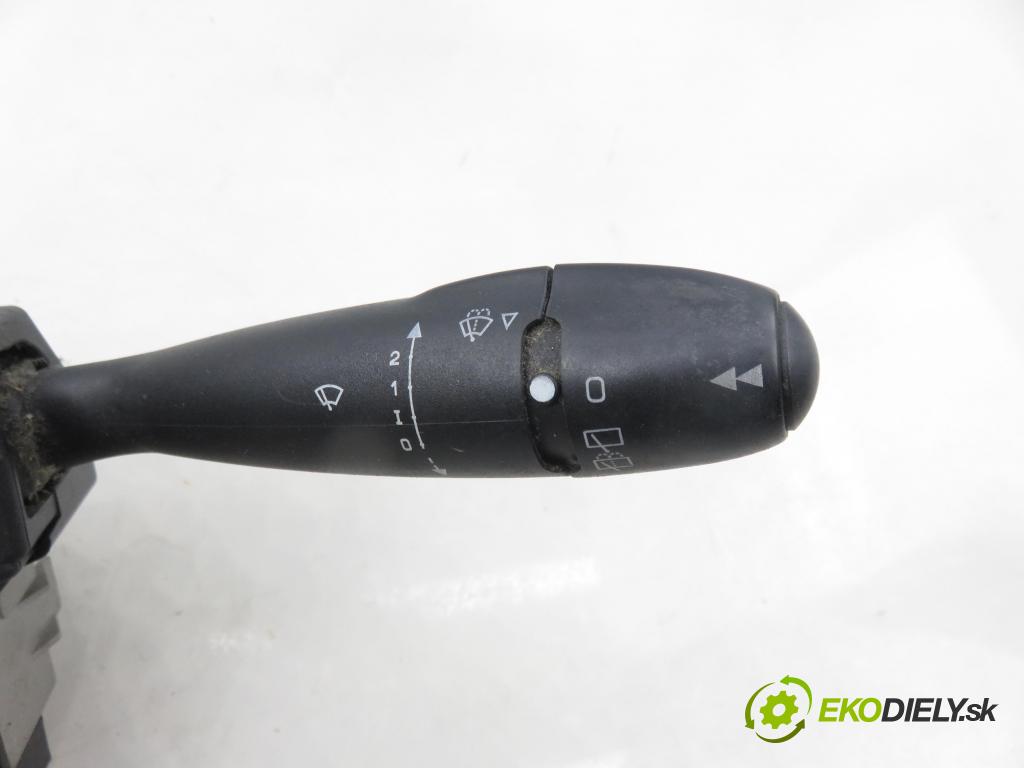 PEUGEOT 307 (3A/C) HB 2005 66,00 1.6 HDi 90 - 9HX (DV6ATED4) 1560,00 páčka/prepínač 96605601XT