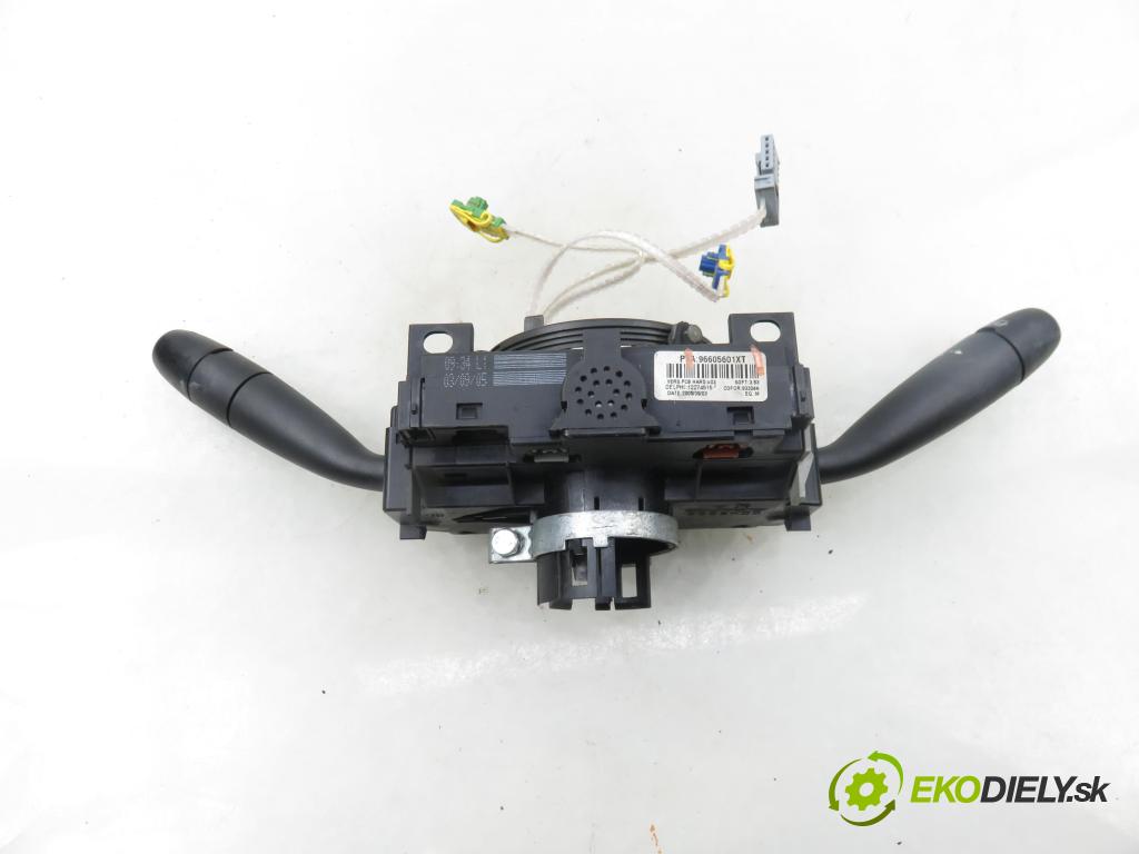PEUGEOT 307 (3A/C) HB 2005 66,00 1.6 HDi 90 - 9HX (DV6ATED4) 1560,00 páčka/prepínač 96605601XT